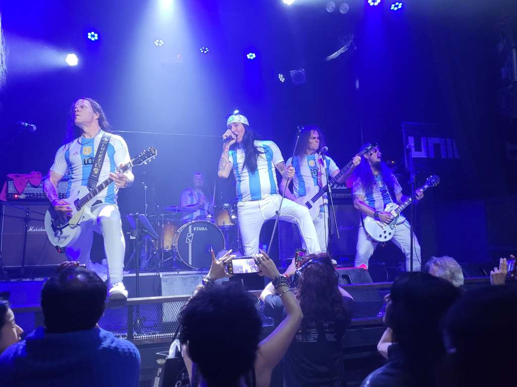 BaiBang en Buenos Aires Una fiesta del Glam